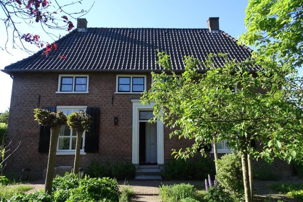 Appartement In Boerderij Uit 1870 Elst  Bagian luar foto